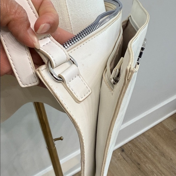 Sam Edelman White Crossbody Bag with Silver Accent - Picture 12 of 13